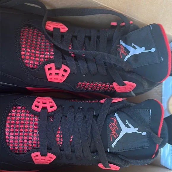 Air Jordan 4 Retro Men's Black and Red Brand New - Picture 8 of 8